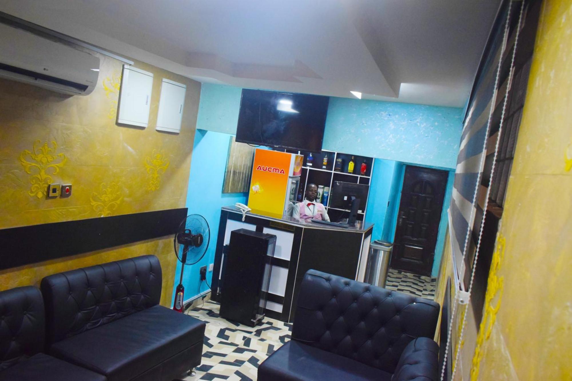 Remzy Hotel & Suites, Olomore Abeokuta Eksteriør bilde