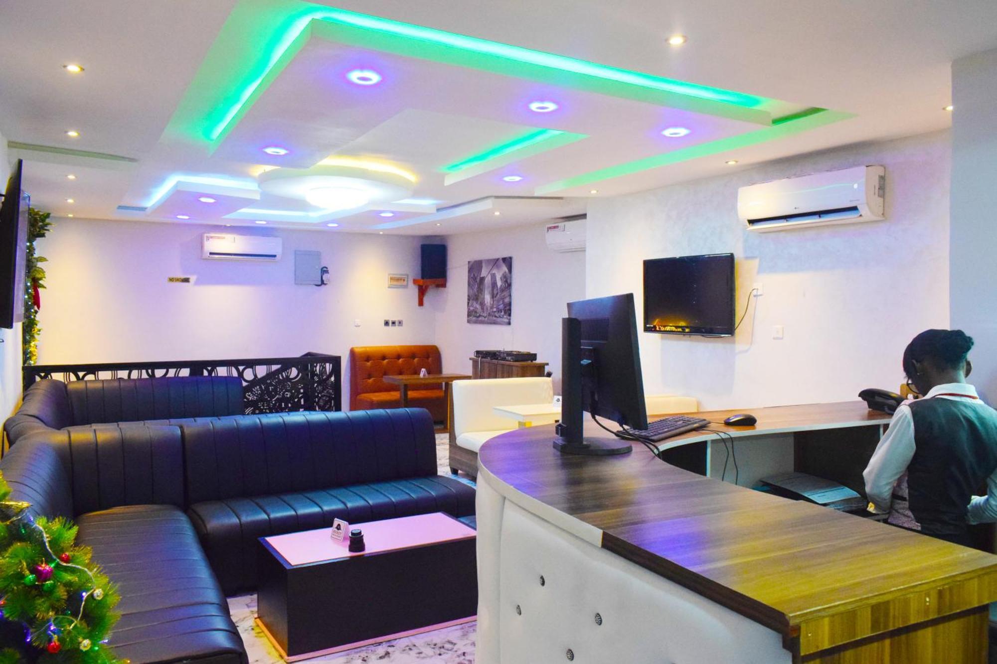 Remzy Hotel & Suites, Olomore Abeokuta Eksteriør bilde