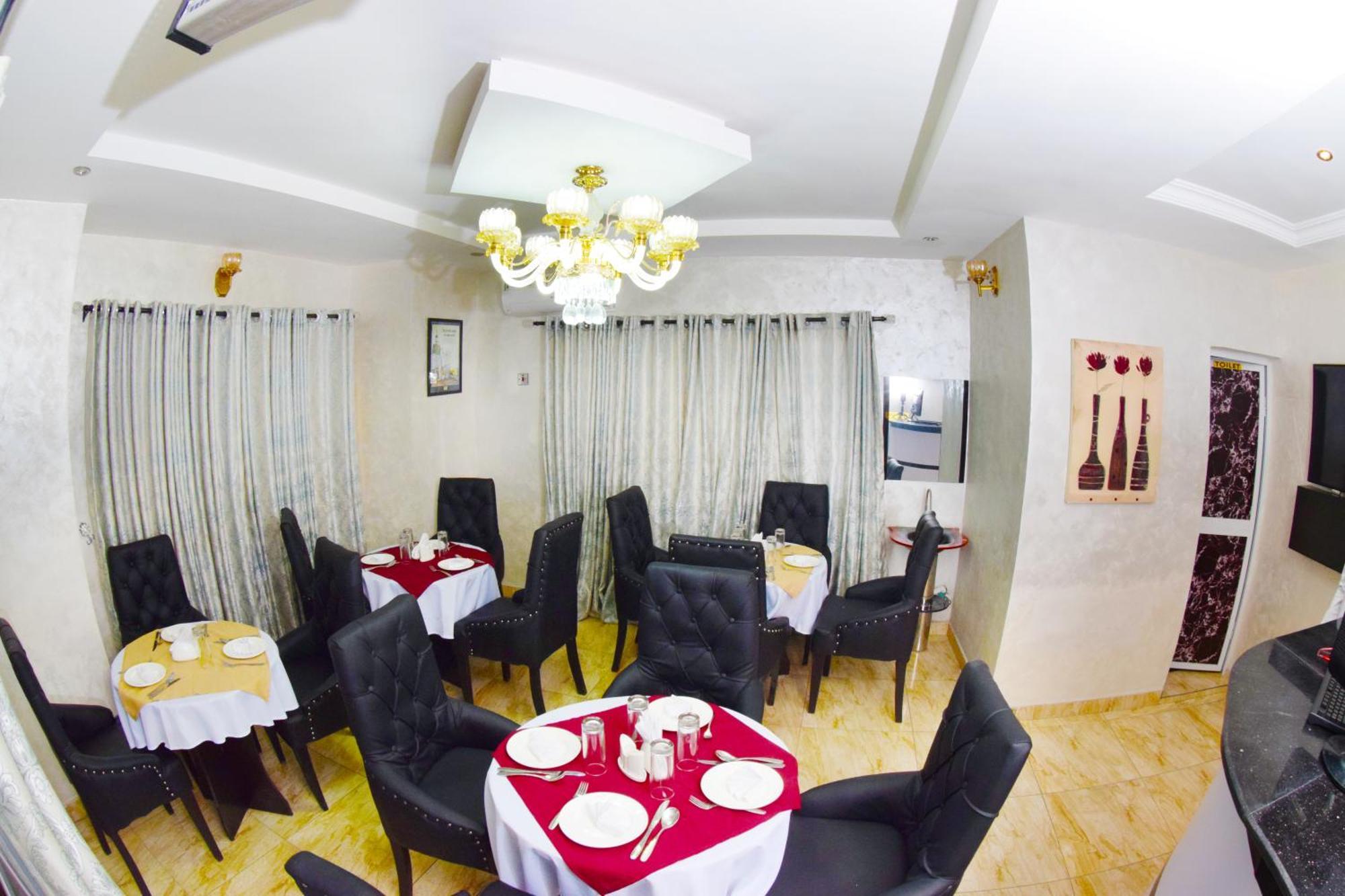 Remzy Hotel & Suites, Olomore Abeokuta Eksteriør bilde