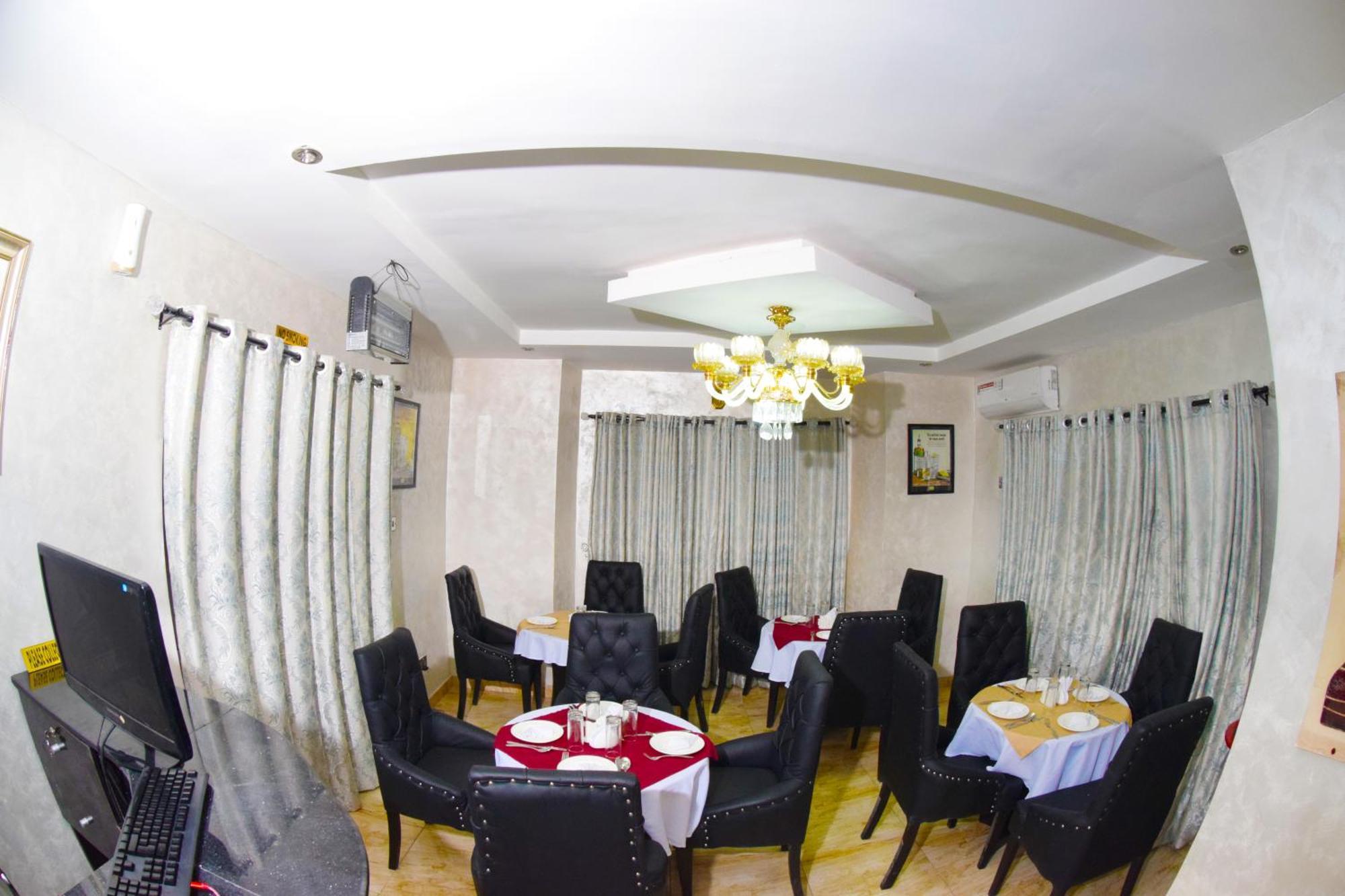 Remzy Hotel & Suites, Olomore Abeokuta Eksteriør bilde