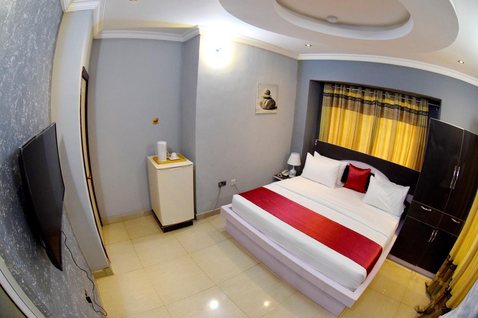 Remzy Hotel & Suites, Olomore Abeokuta Eksteriør bilde