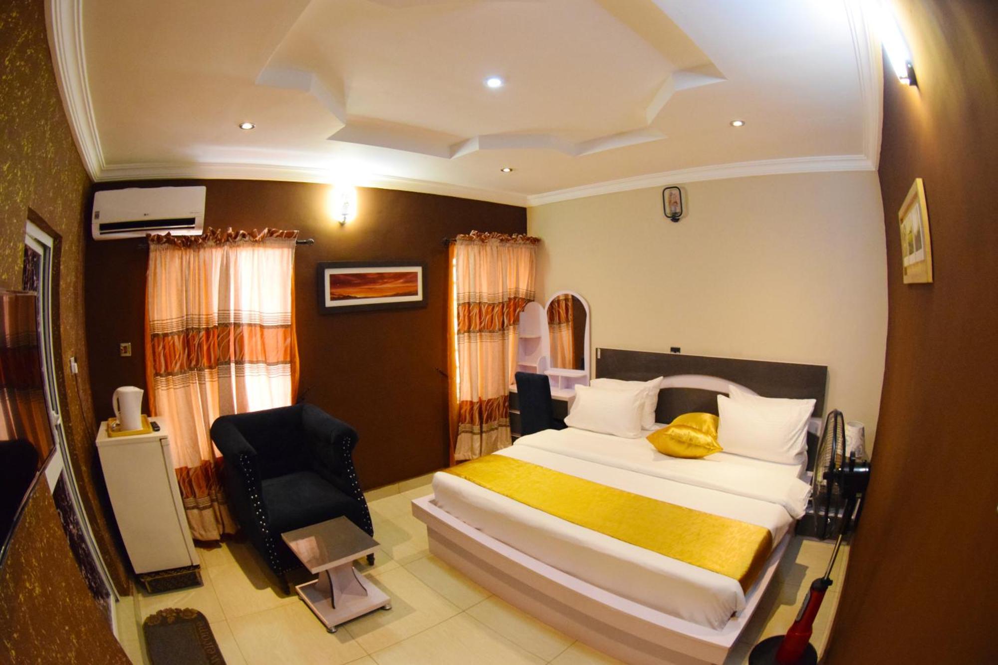 Remzy Hotel & Suites, Olomore Abeokuta Eksteriør bilde