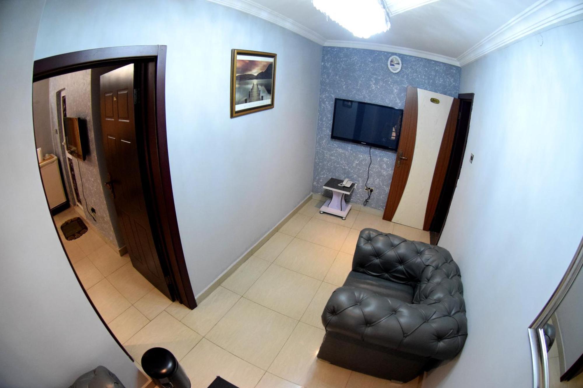 Remzy Hotel & Suites, Olomore Abeokuta Eksteriør bilde