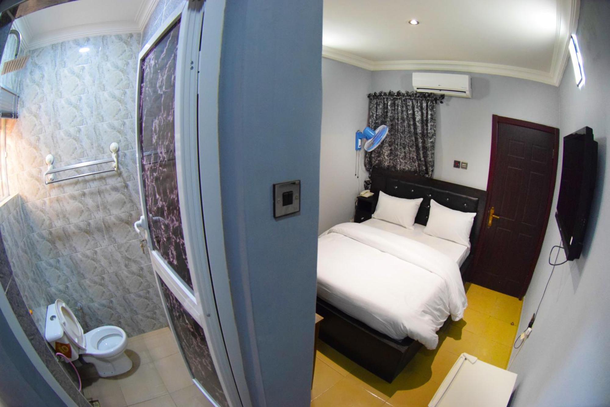 Remzy Hotel & Suites, Olomore Abeokuta Eksteriør bilde