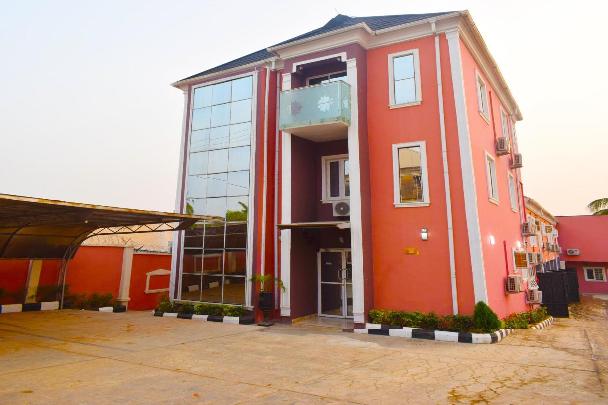 Remzy Hotel & Suites, Olomore Abeokuta Eksteriør bilde