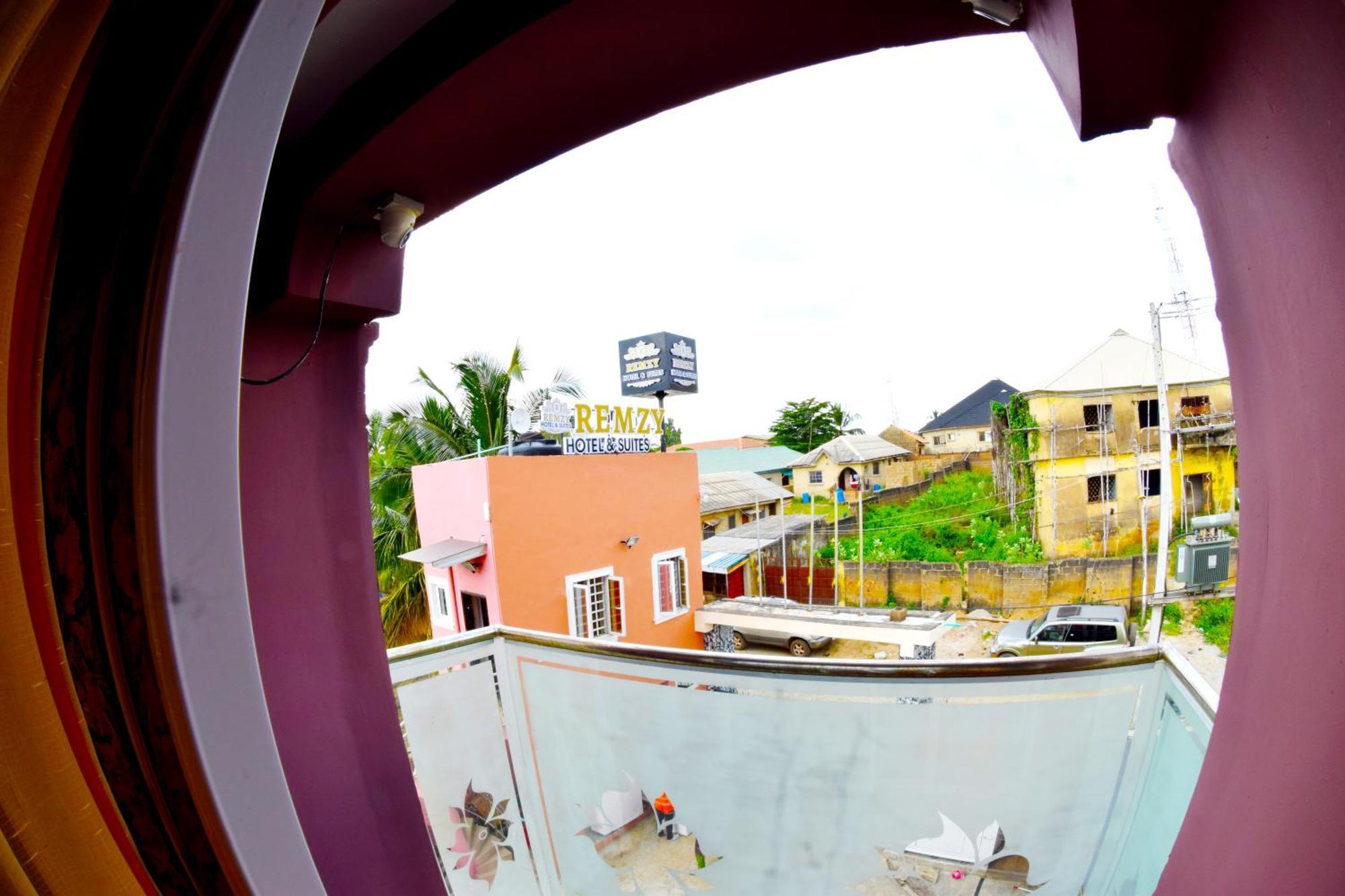 Remzy Hotel & Suites, Olomore Abeokuta Eksteriør bilde